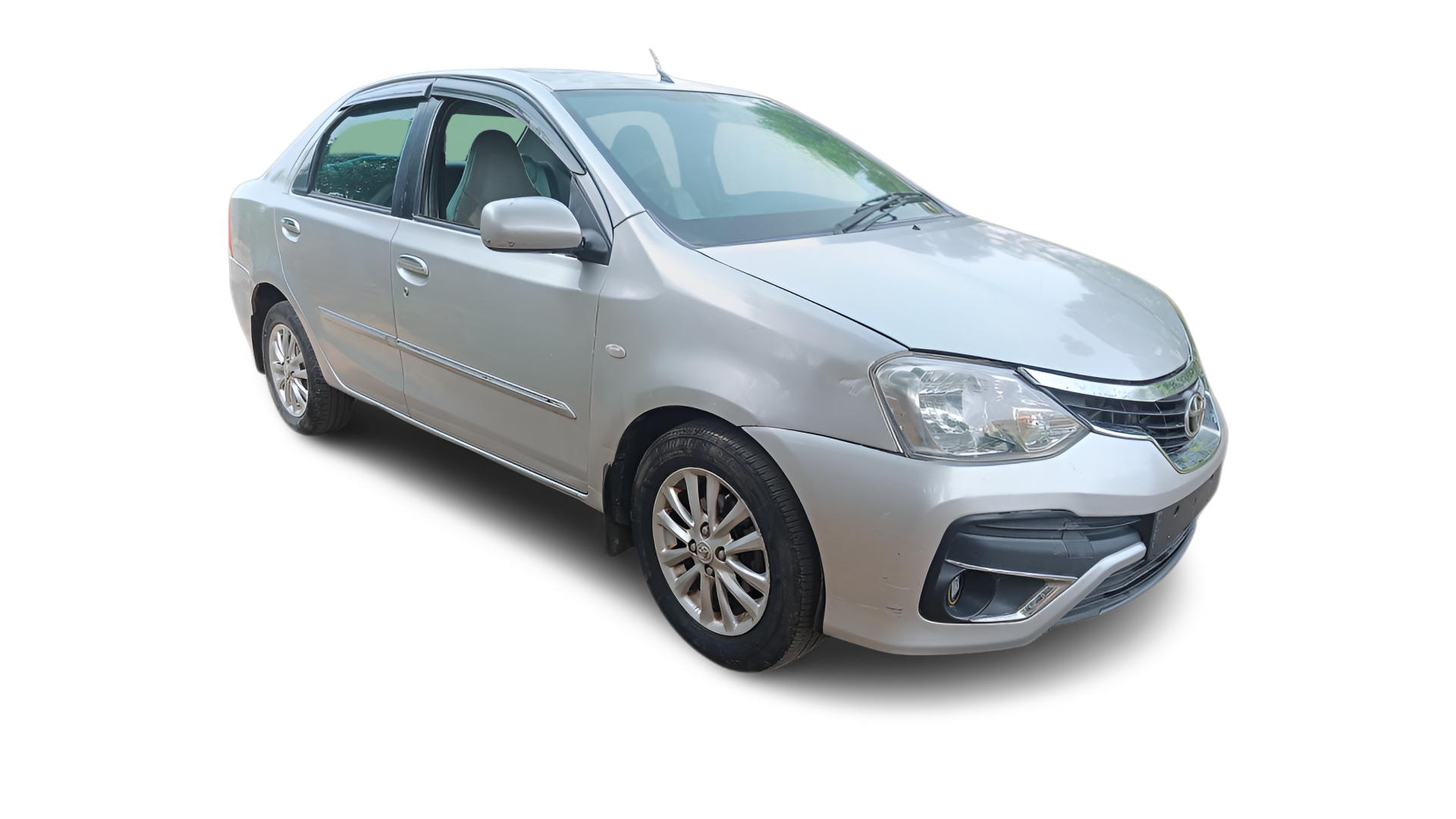 Toyota Etios-img